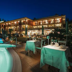 Madrina Lovely&dynamic 4* Garda (Verona)